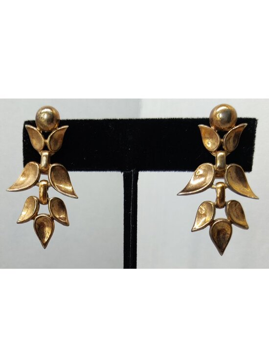 Trifari Jewelry - Vintage 1950 PAT PEND Philippe Crown Trifari Burnished Gold Tone Leaf Earrings